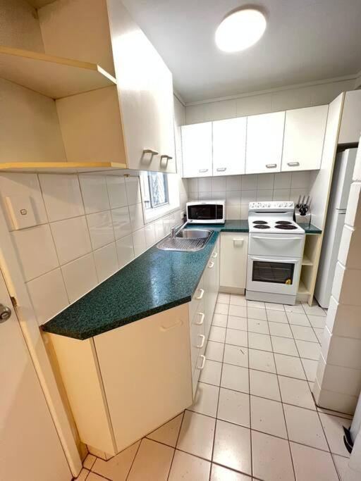 Apartamento Samuel Grove Gold Coast Exterior foto